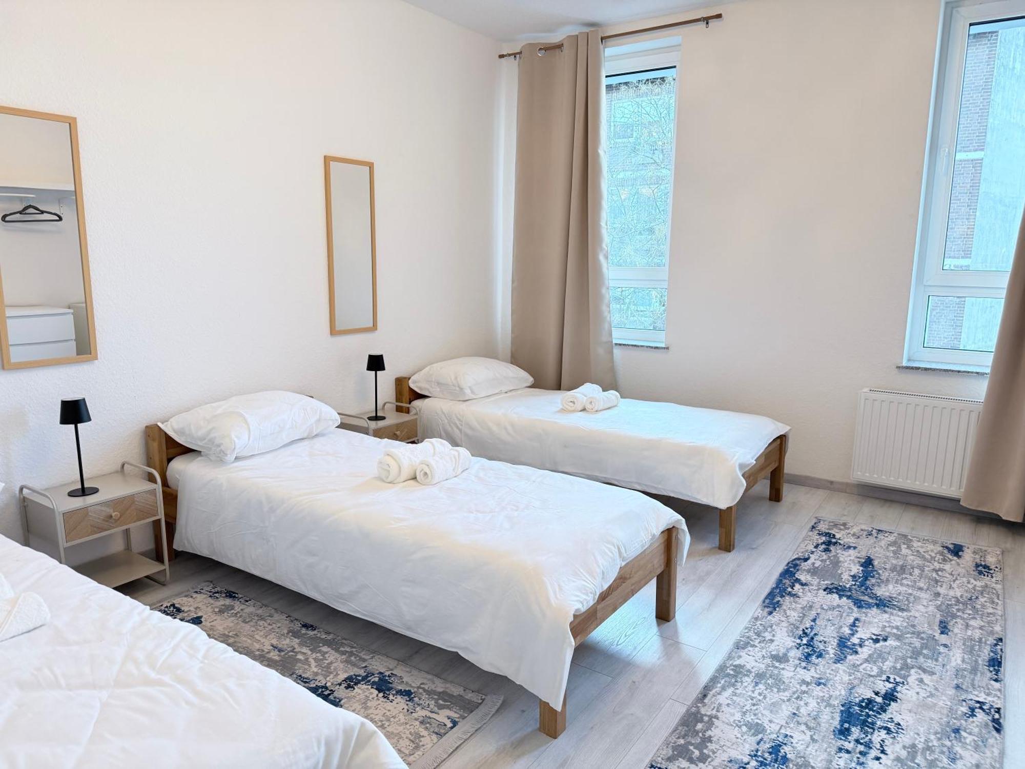 Appartement Koelner Street Loft ,neu Renoviert Fuer Bis Zu 5 Personen Mit Kueche Und Bad *