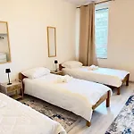 Kölner Street Loft ,Neu Renoviert für bis zu 5 Personen mit Küche und Bad
