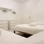 Kölner Street Loft ,Neu Renoviert für bis zu 5 Personen mit Küche und Bad